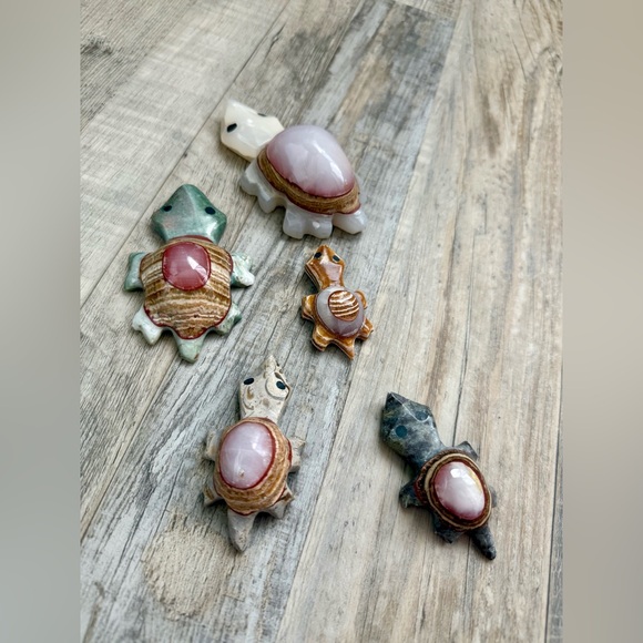 Stone Turtle Figurine - Picture 5 of 7